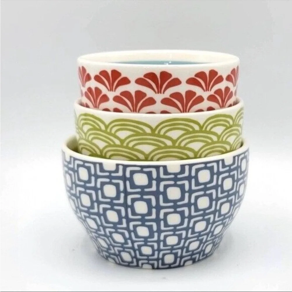 Starbucks set of 3 nesting cups mugs green red blue 8oz each 2009 New Bone China - Picture 2 of 11